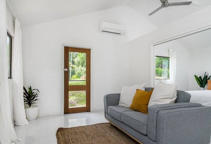 Your Luxury Escape   Little Farm Cottage 1