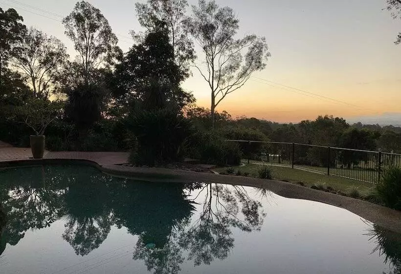 Your Luxury Escape   Little Farm Cottage 1