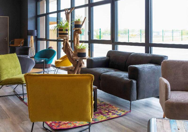 בית מלון כפרי Ibis Styles Contres Cheverny