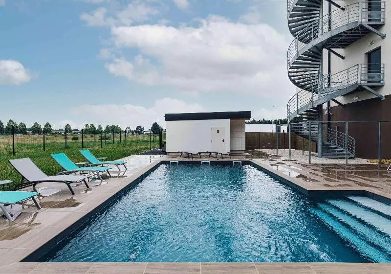 Hotelli Ibis Styles Contres Cheverny