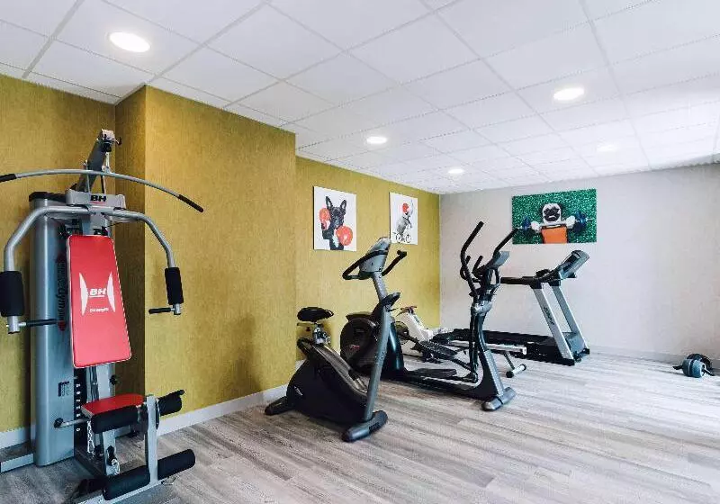 Hotelli Ibis Styles Contres Cheverny