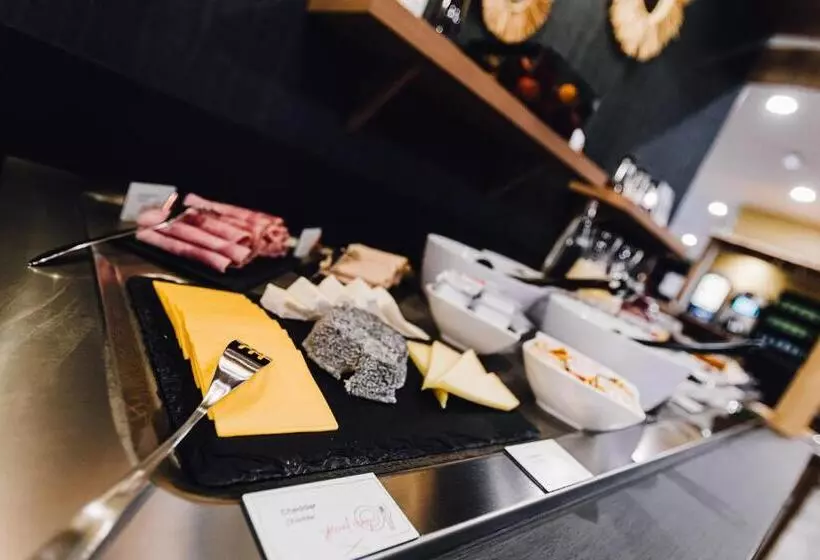 Hotelli Ibis Styles Contres Cheverny