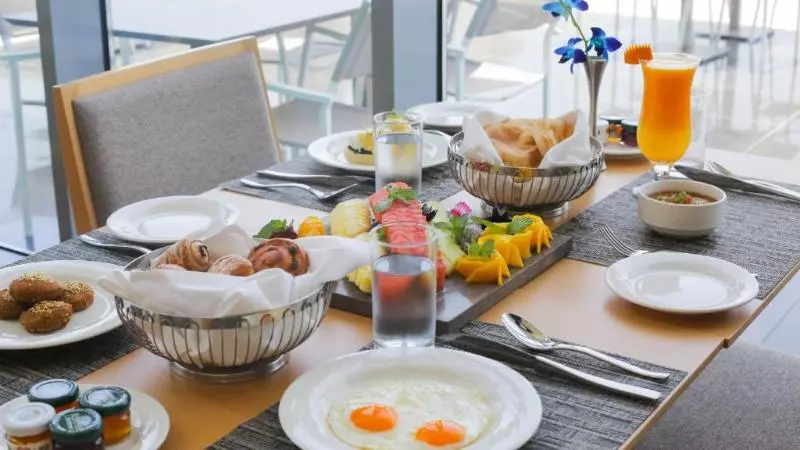 Grand Swiss Belhotel Waterfront Seef