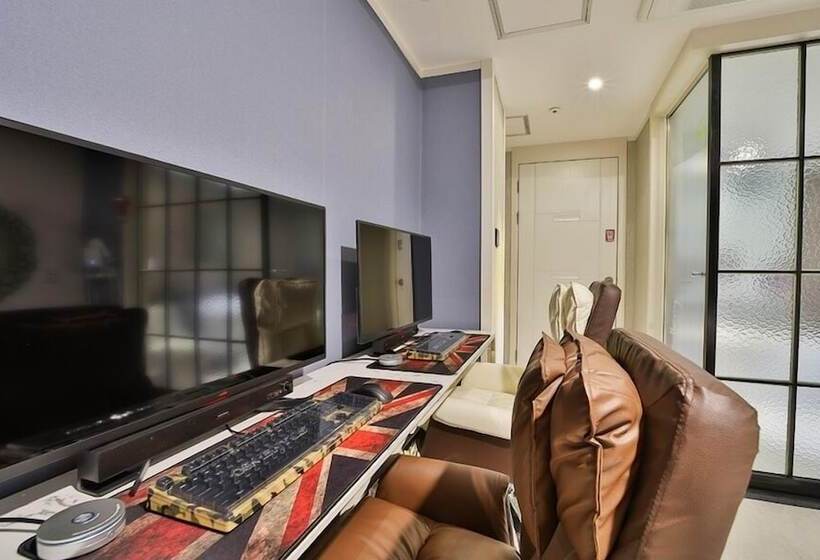 Motelli Changwon Sangnamdong Hotel Baba