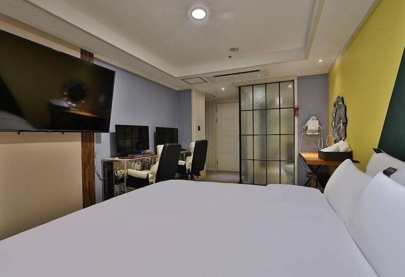 Motelli Changwon Sangnamdong Hotel Baba