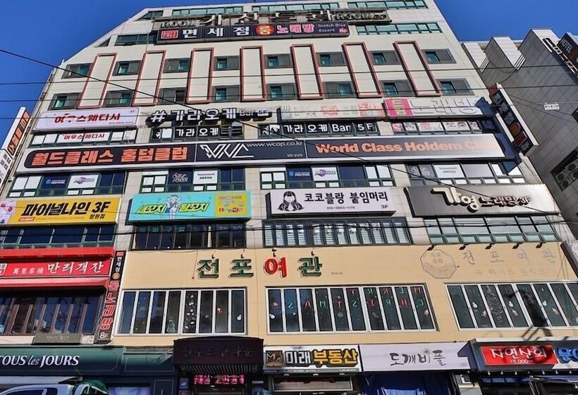 Motelli Changwon Sangnamdong Hotel Baba