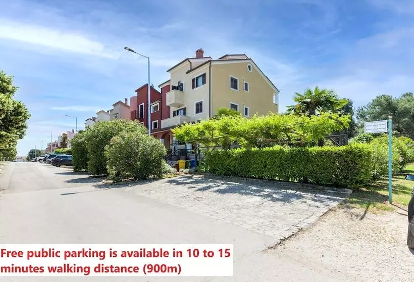 پانسیون Apartments And Rooms Villa Rossella 2