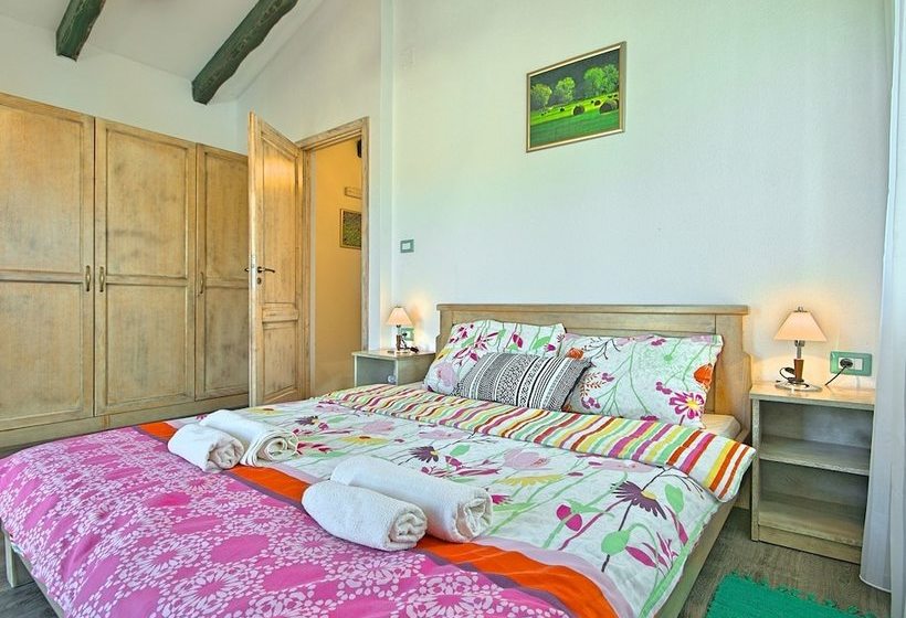 Charming Cottage With Pool Near Tinjan & The Beach