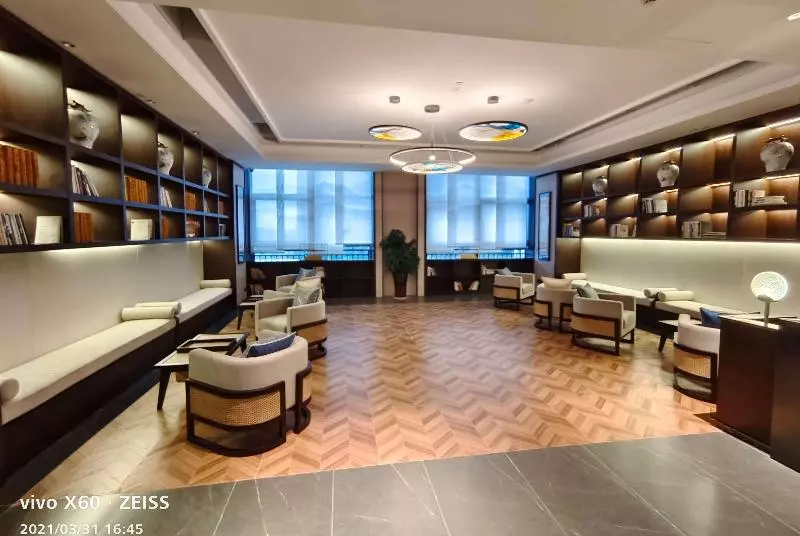 Hotelli Howard Johnson By Wyndham Bayan Plaza Qidong