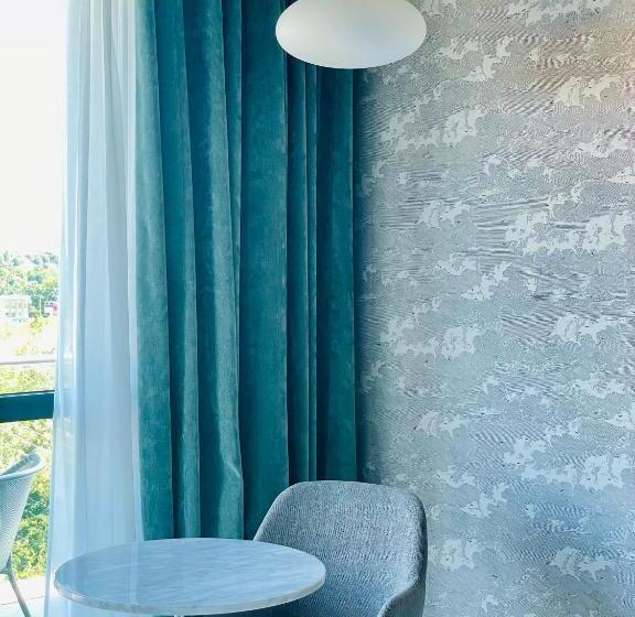 فندق Kyriad Lyon Ouest Limonest