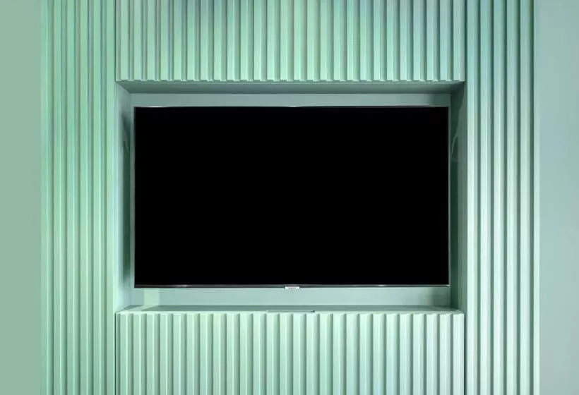 ホテル Kyriad Lyon Ouest  Limonest