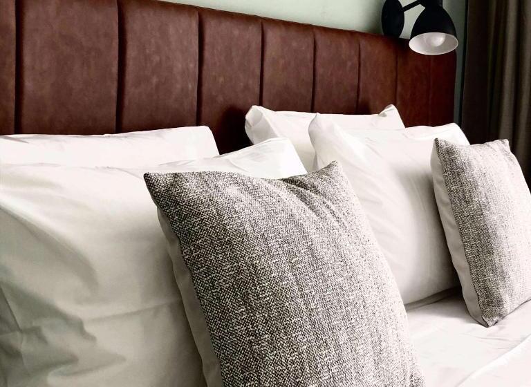 فندق Kyriad Lyon Ouest Limonest