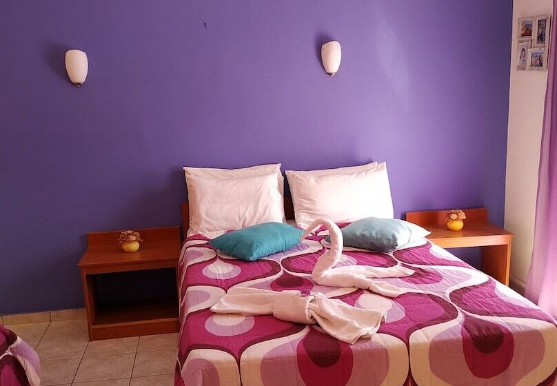 فندق New Pantheon