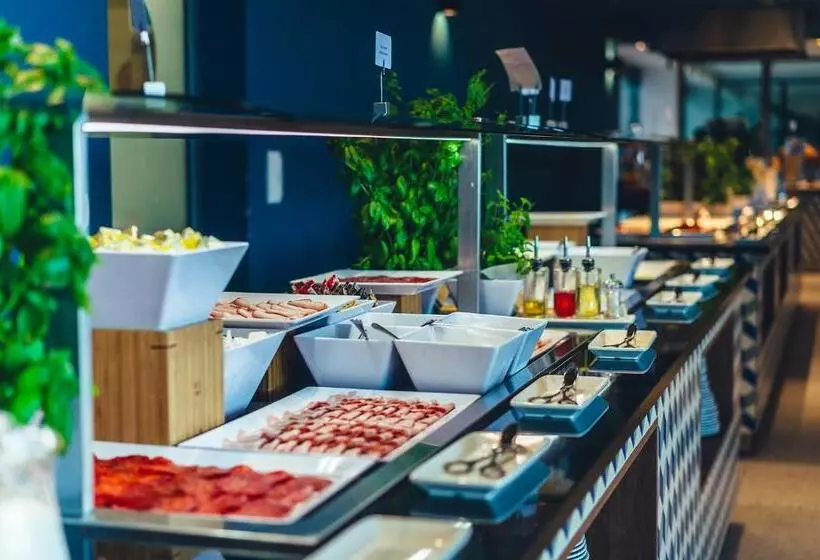 ホテル Morenia All Inclusive