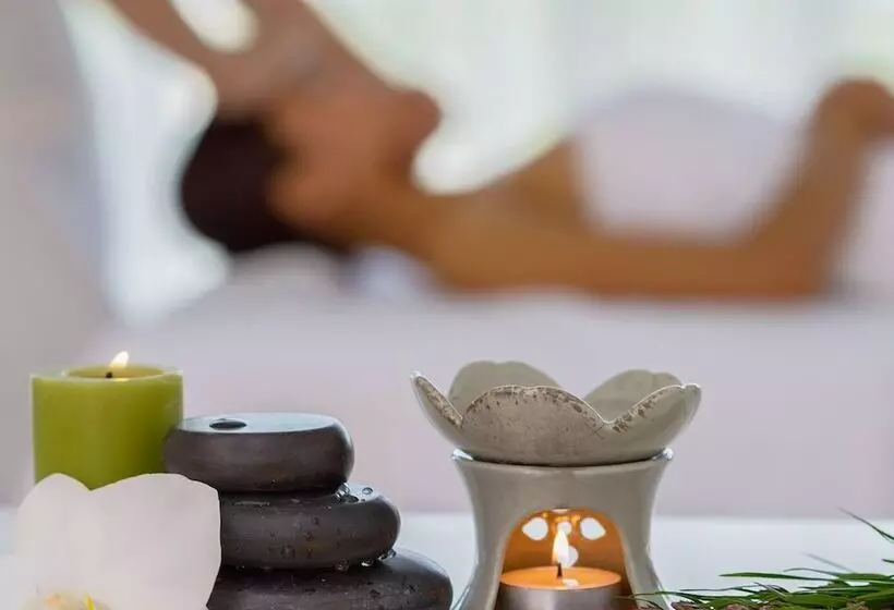 هتل Ostrov Palm Villa