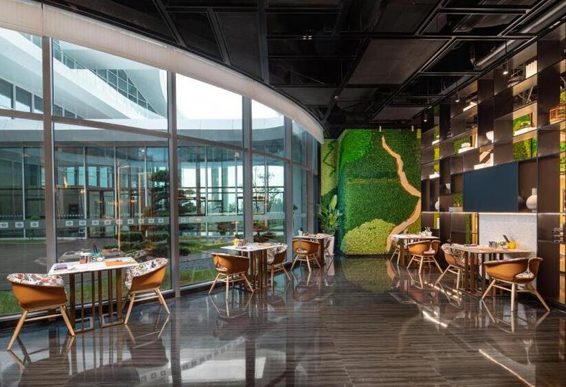 בית מלון כפרי Wyndham Garden Nanjing Airport