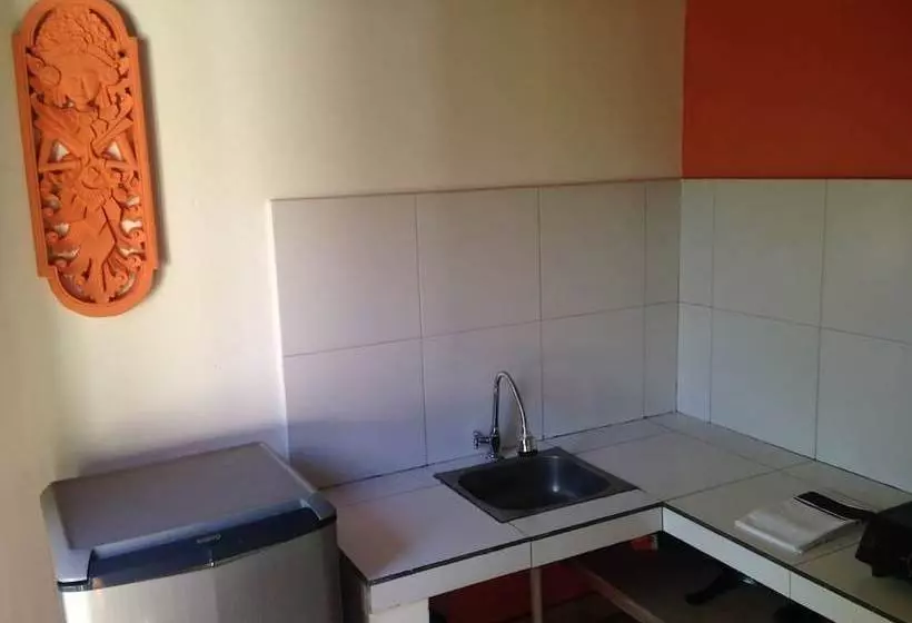 Kirana Homestay  Dusk Bungalow