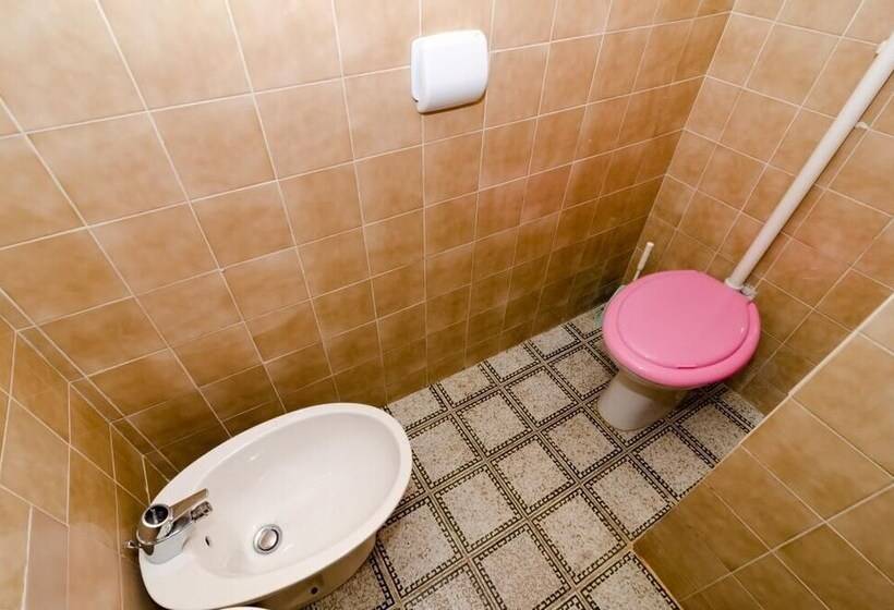 پانسیون Guest House Misita