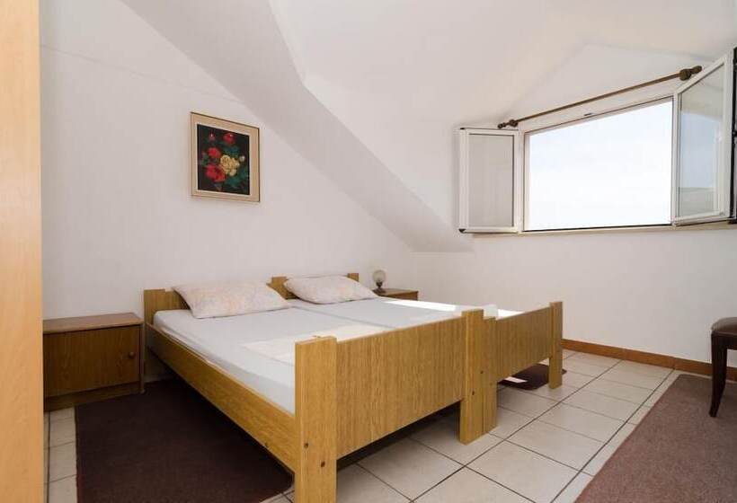 پانسیون Guest House Misita