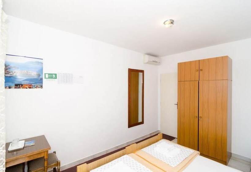 پانسیون Guest House Misita