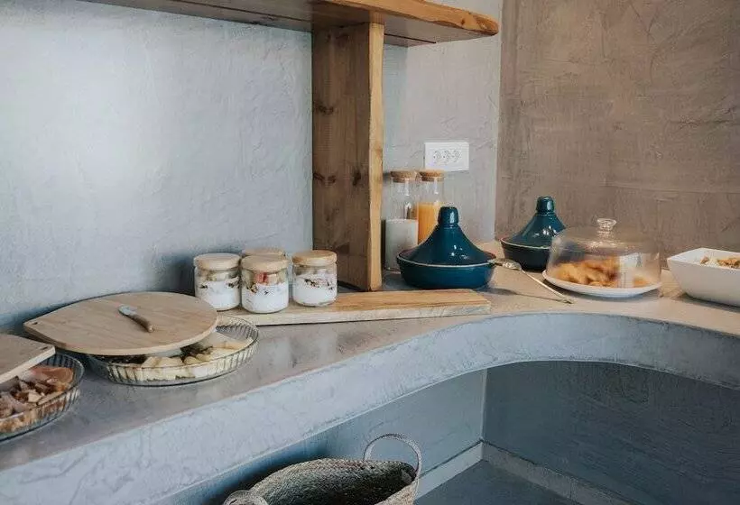 Pignolia Suites   Adults Only