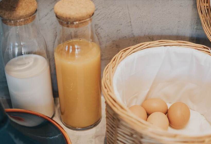 Pignolia Suites Adults Only