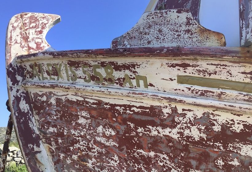 Paros ,unique Boatshack For 2s Near Aliki
