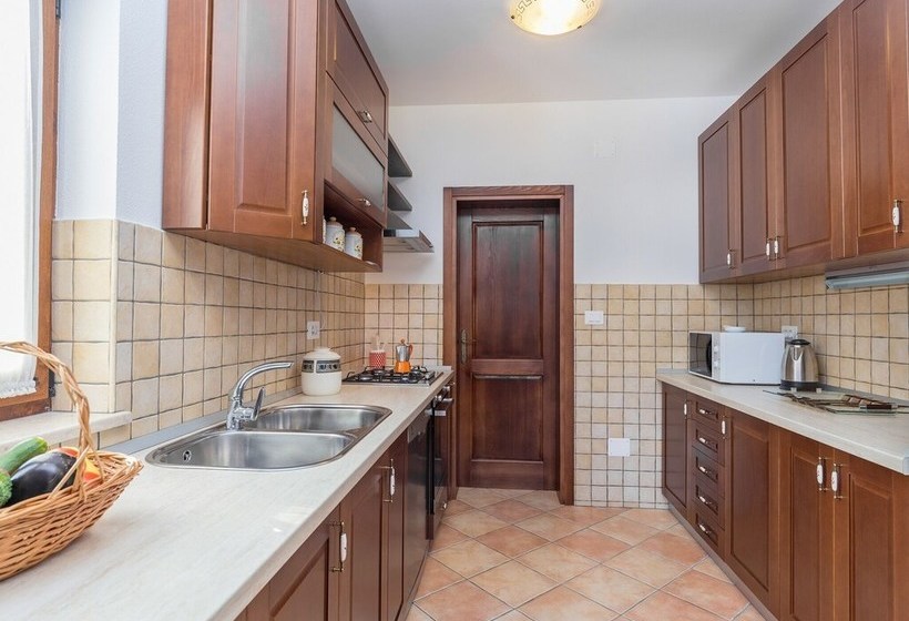 Villa With Private Pool In Istria, Quiet Location, Large Garden, Terrace, Bbq