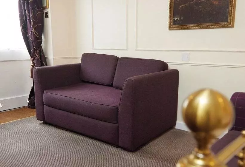 Cock Hotel By Greene King Inns