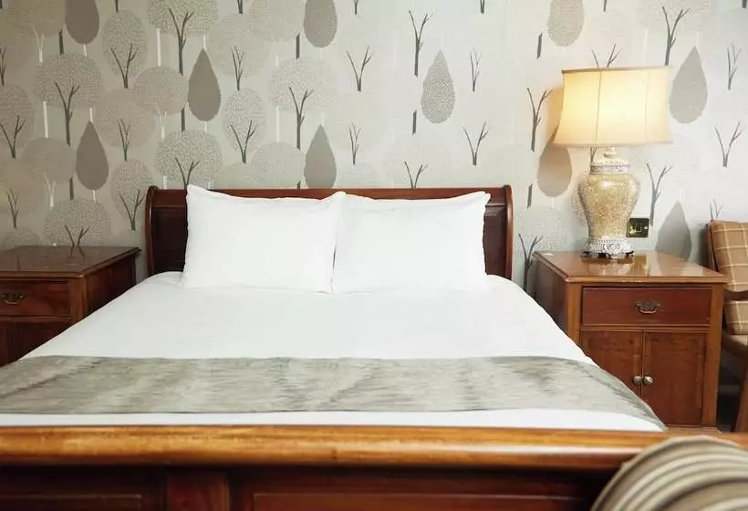 Cock Hotel By Greene King Inns