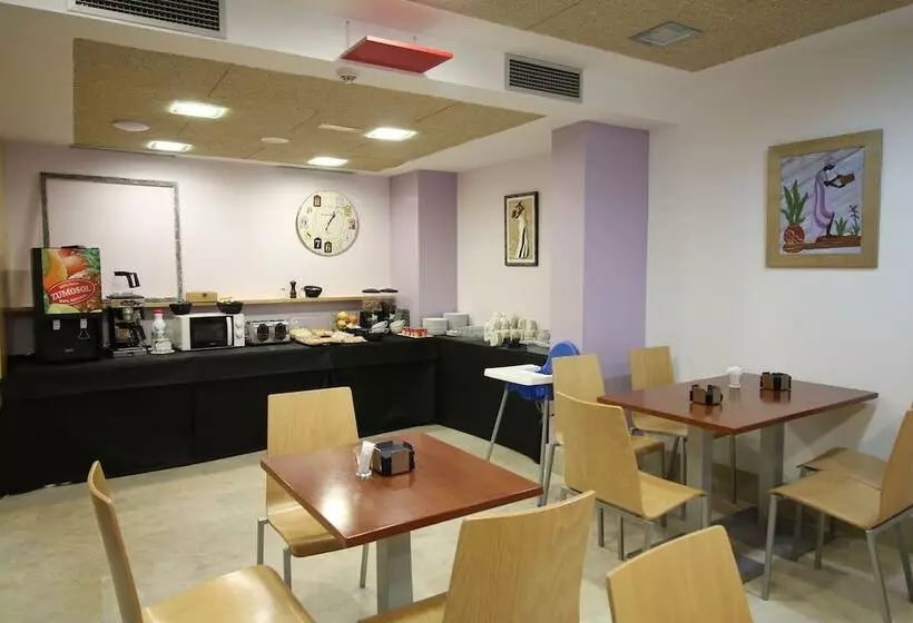 هتل Alda Entrearcos