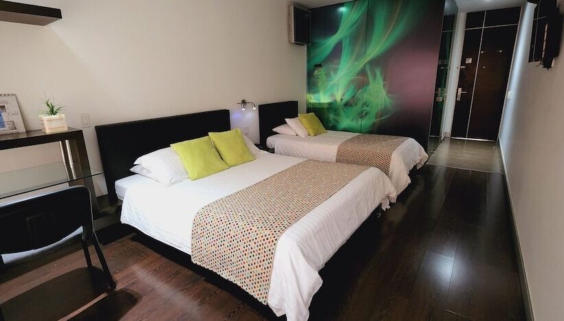 هتل Austral Suites