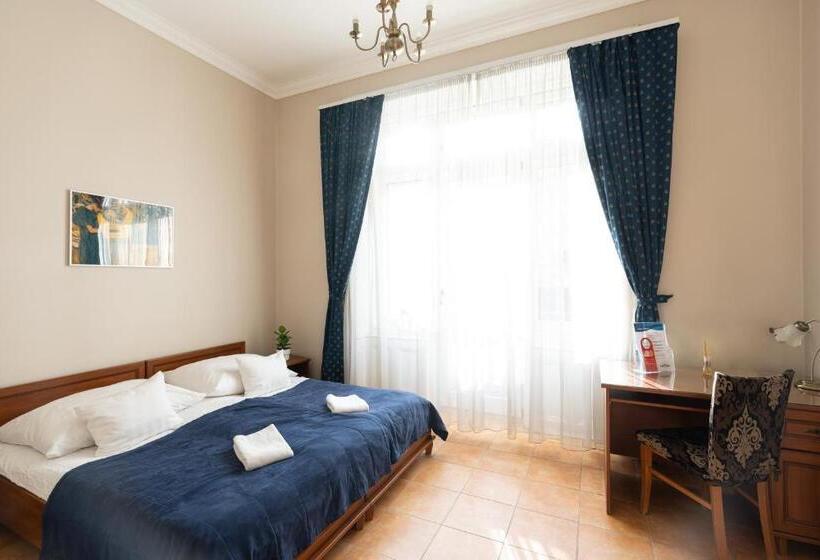 فندق Budapest Panorama Central