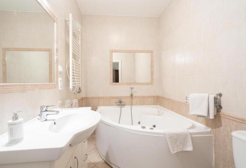 فندق Budapest Panorama Central