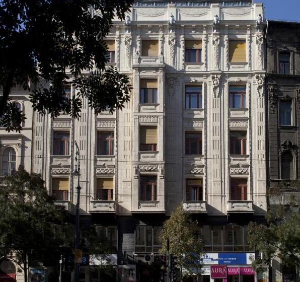 فندق Budapest Panorama Central
