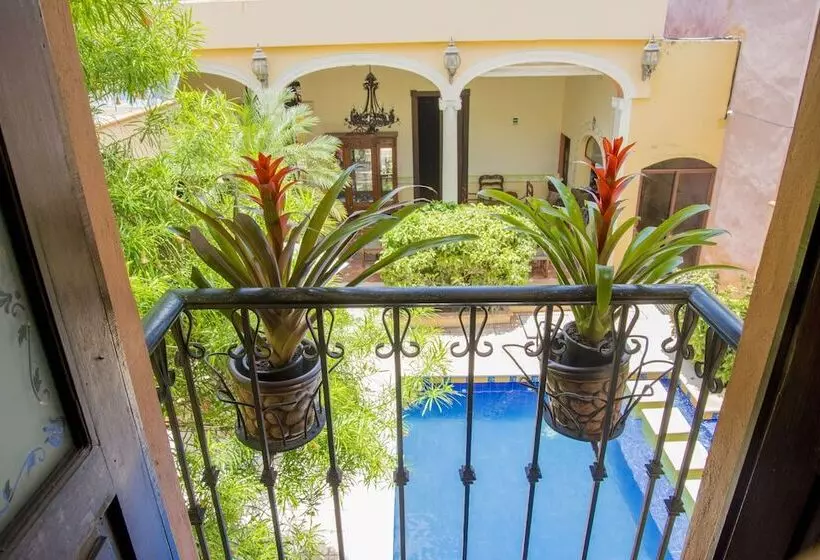 هتل Casa De Las Columnas