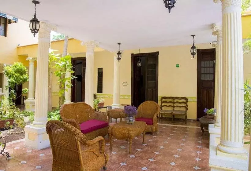 هتل Casa De Las Columnas