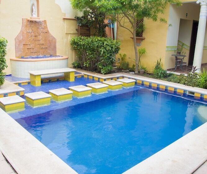 Hotel Casa De Las Columnas