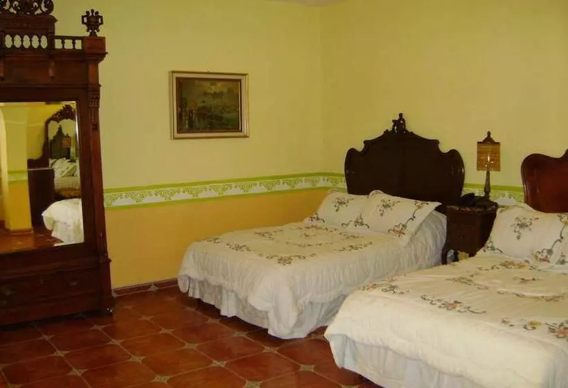 هتل Casa De Las Columnas