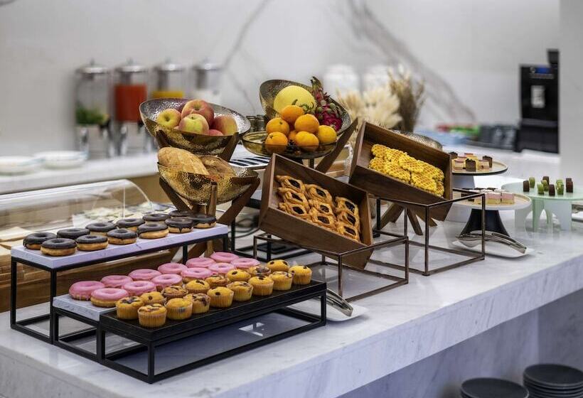 Novotel Shanghai Jingan