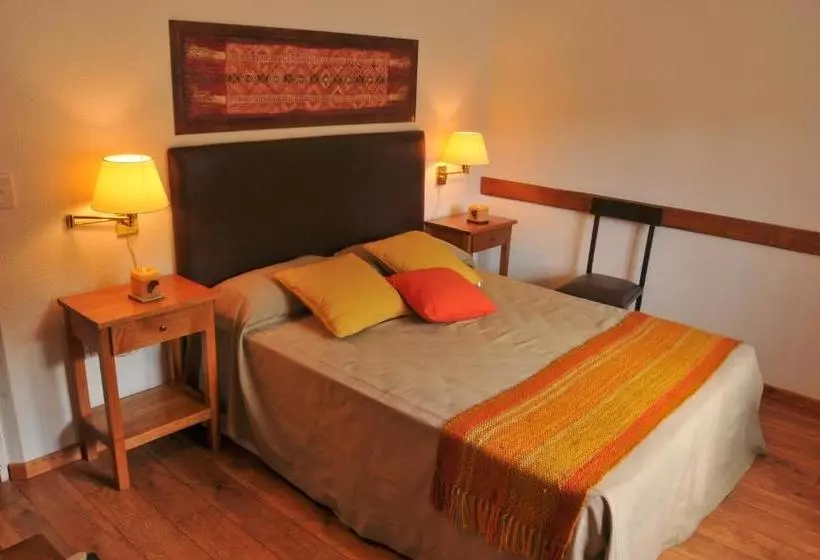 هتل Hosteria Hostal Del Esquiador