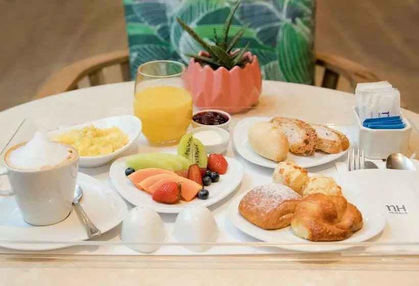 هتل NH Buenos Aires 9 De Julio