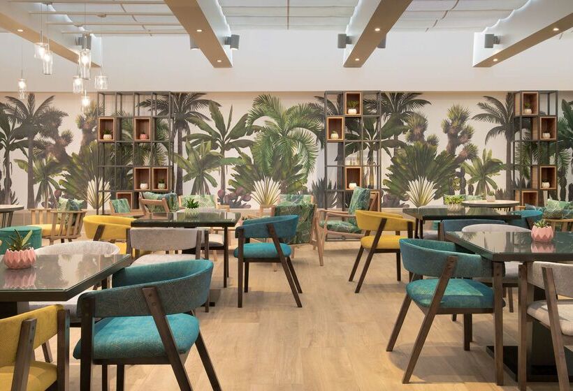 هتل NH Buenos Aires 9 De Julio