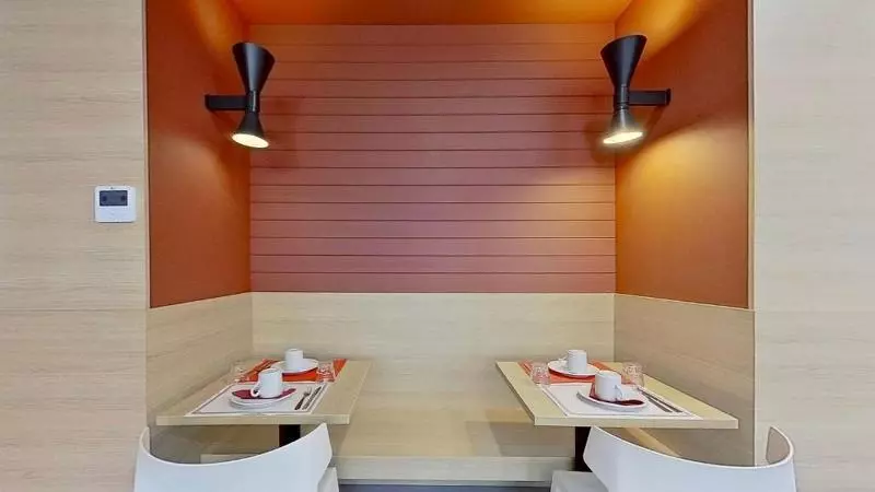 בית מלון כפרי Paris Saintmaurice