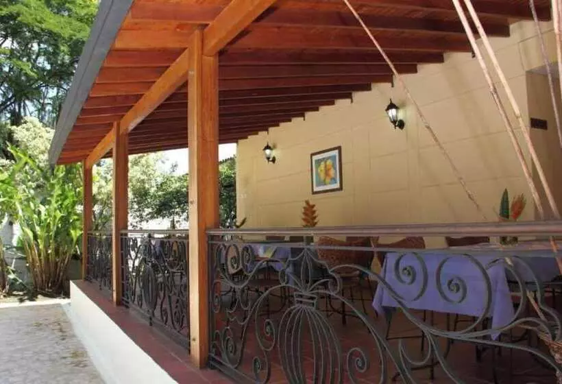 ホテル Portales Del Campestre