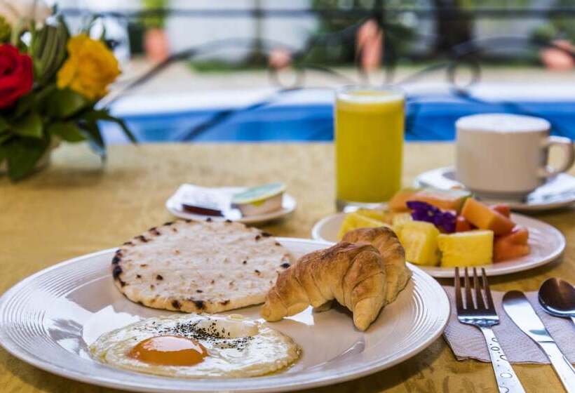 בית מלון כפרי Portales Del Campestre