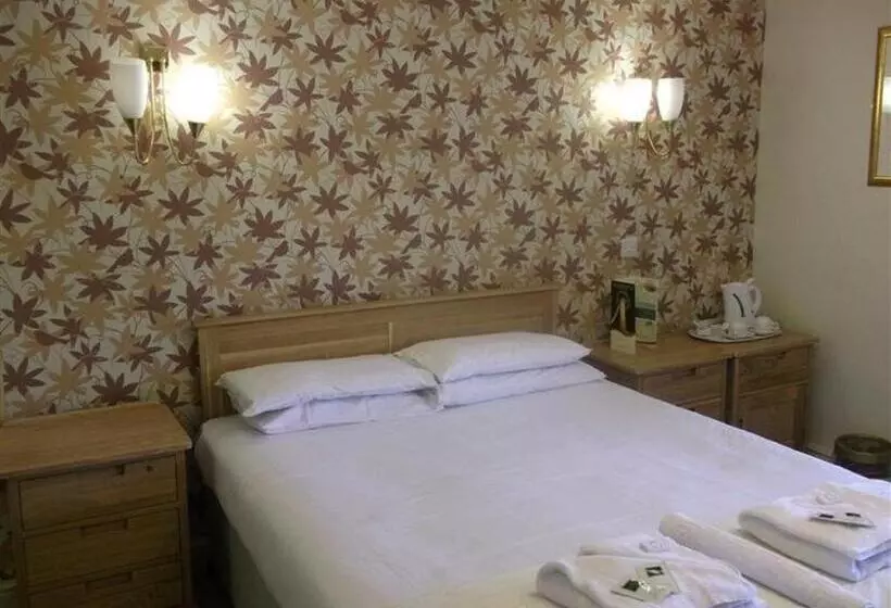 Radstock Hotel Near Bath