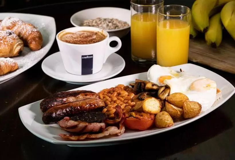 Radstock Hotel Near Bath