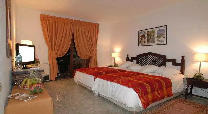 هتل Royal Decameron Issil