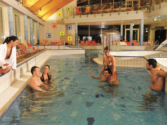 Hotel Velence Resort & Spa